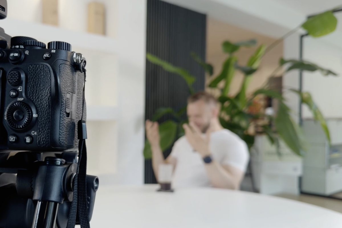 Kameradisplay beim Interviewdreh mit einem Geschäftsführer aus Bremen